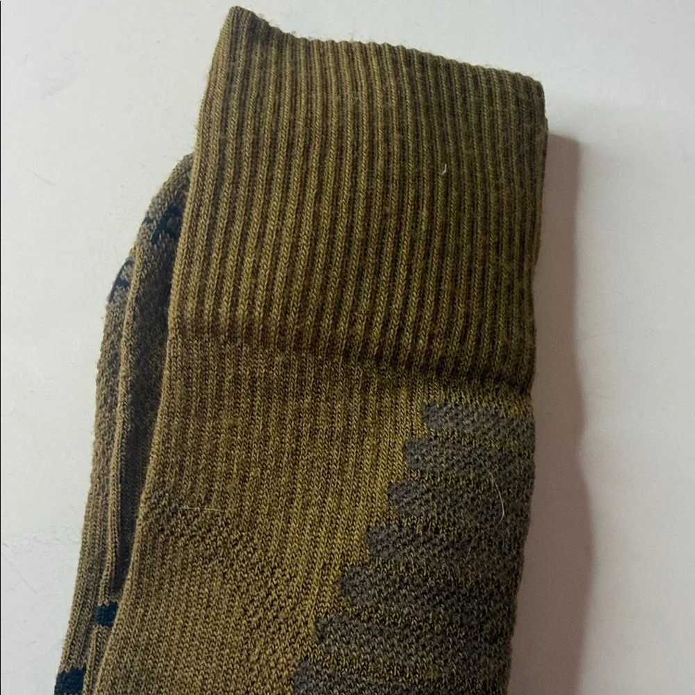 Nike Outdoor Cushioned Wool Blend Socks Green / Brown Large